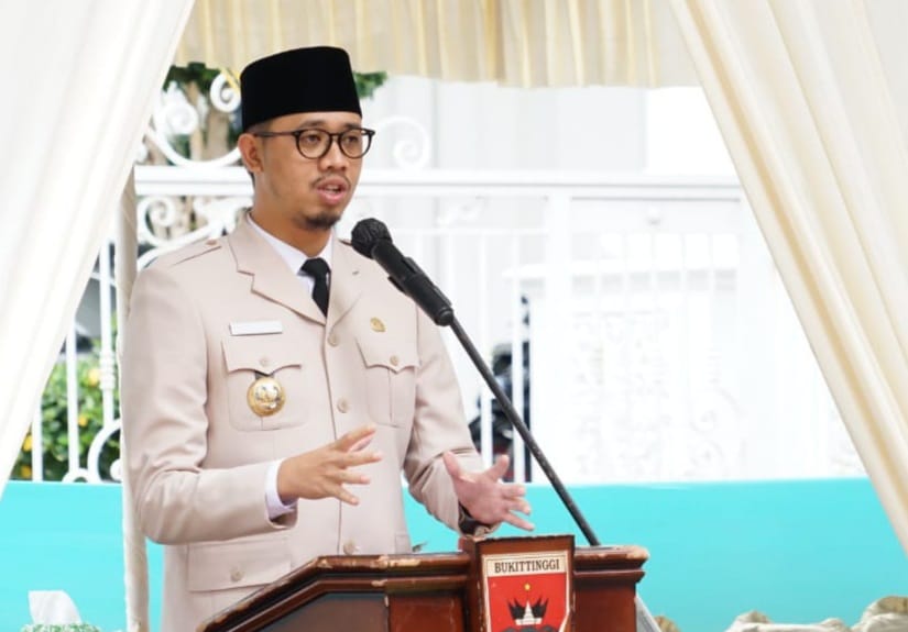 Walikota Bukittinggi H. Erman Safar